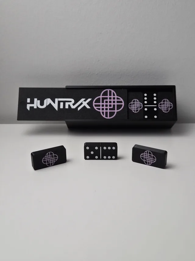 Jeu de domino « Huntrix » — photo 2 sur 2